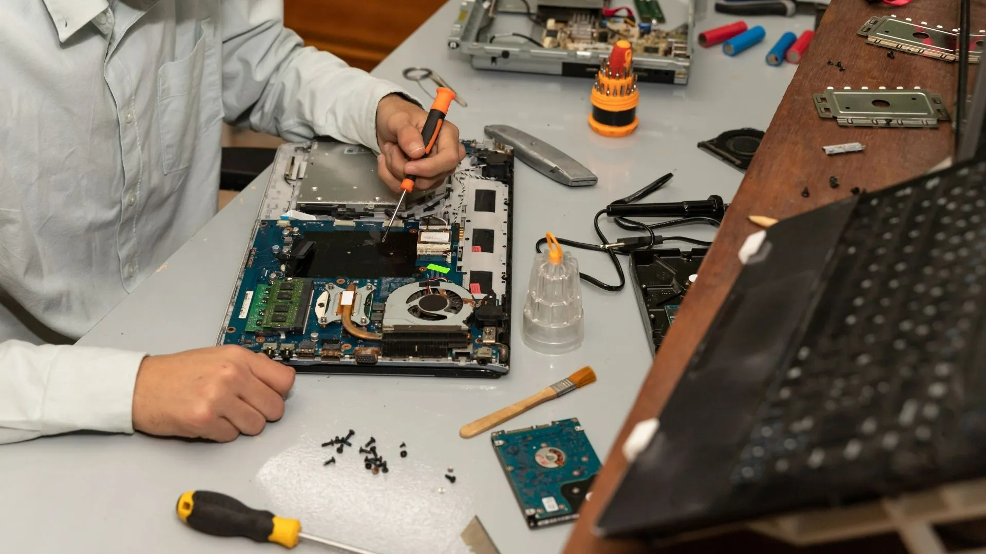 Laptop Fan Değişimi