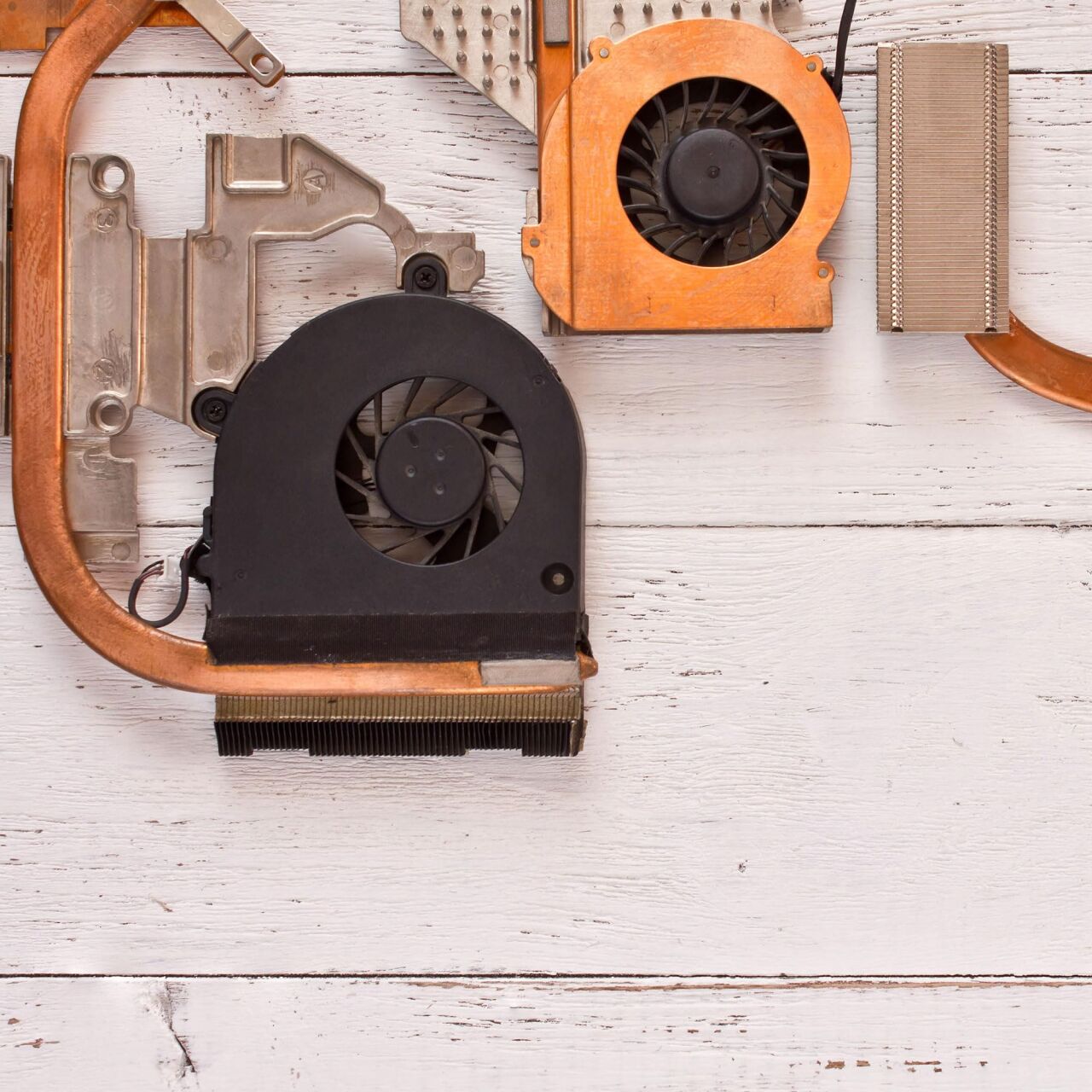 Notebook Fanı ve Soğutma Sistemi Nedir? Aşırı Isınma Sorunları ve Doğru Fan Seçimi